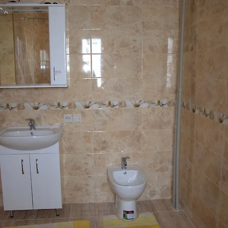 Babusin Dvir אכסניה *